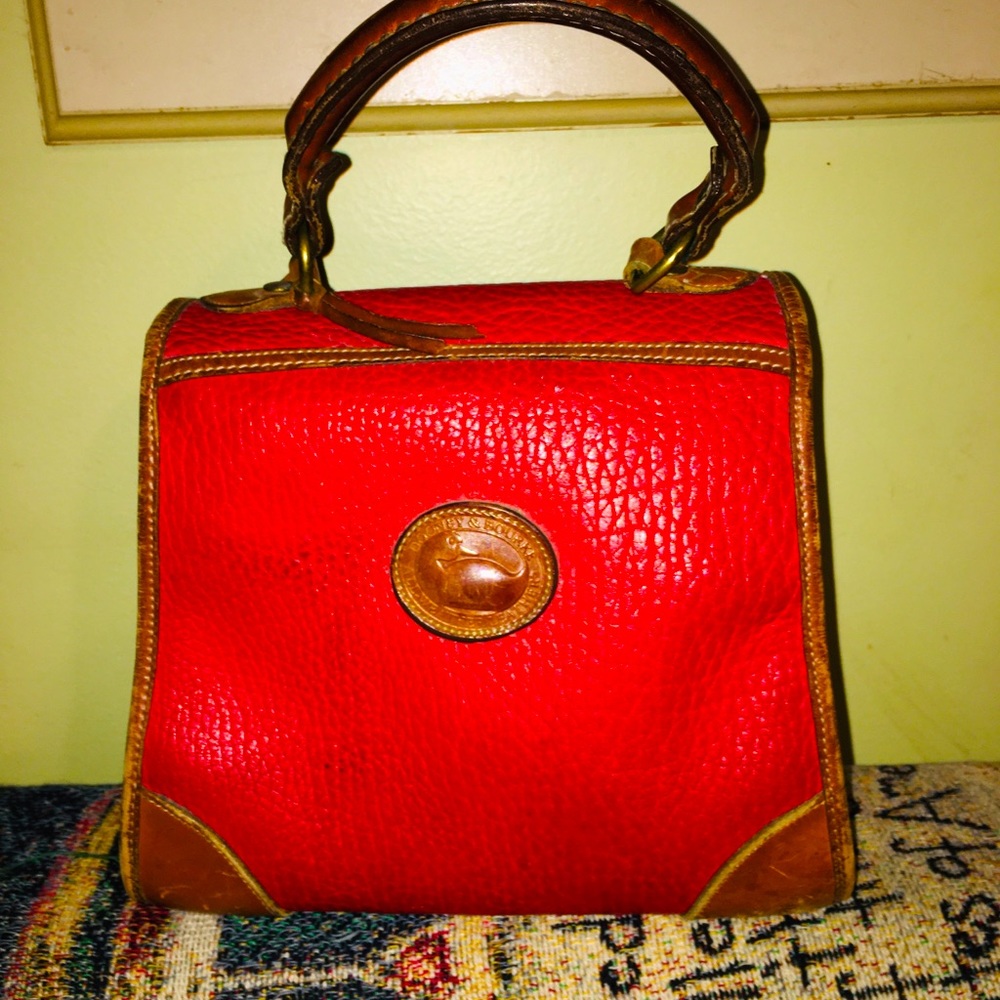 Vintaged Small Leather Grain Satchel